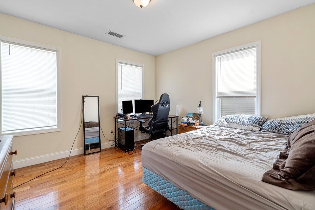 7 North Unit: 2
