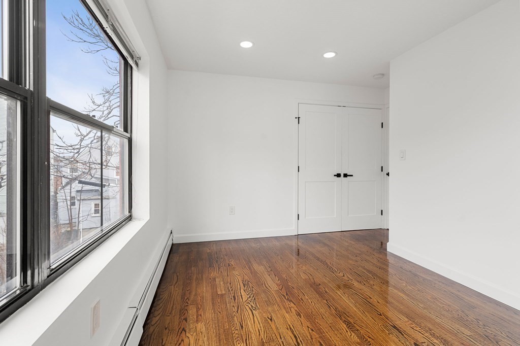 60B Gibson St. Unit: B4