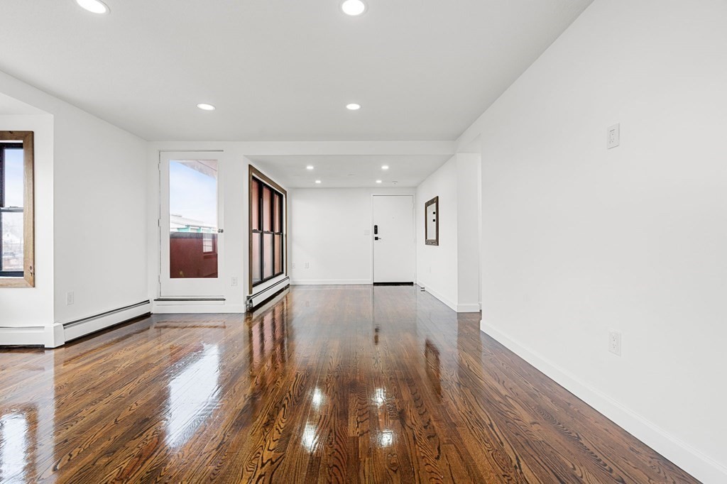 60B Gibson St. Unit: B4