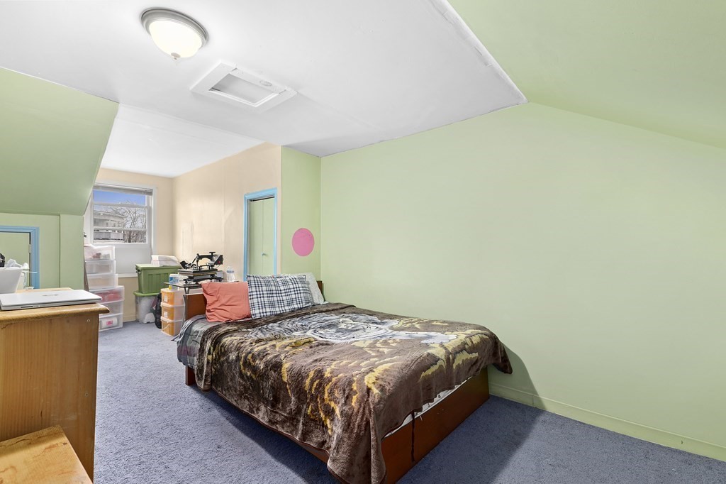 49 Willowwood St. Unit: 49