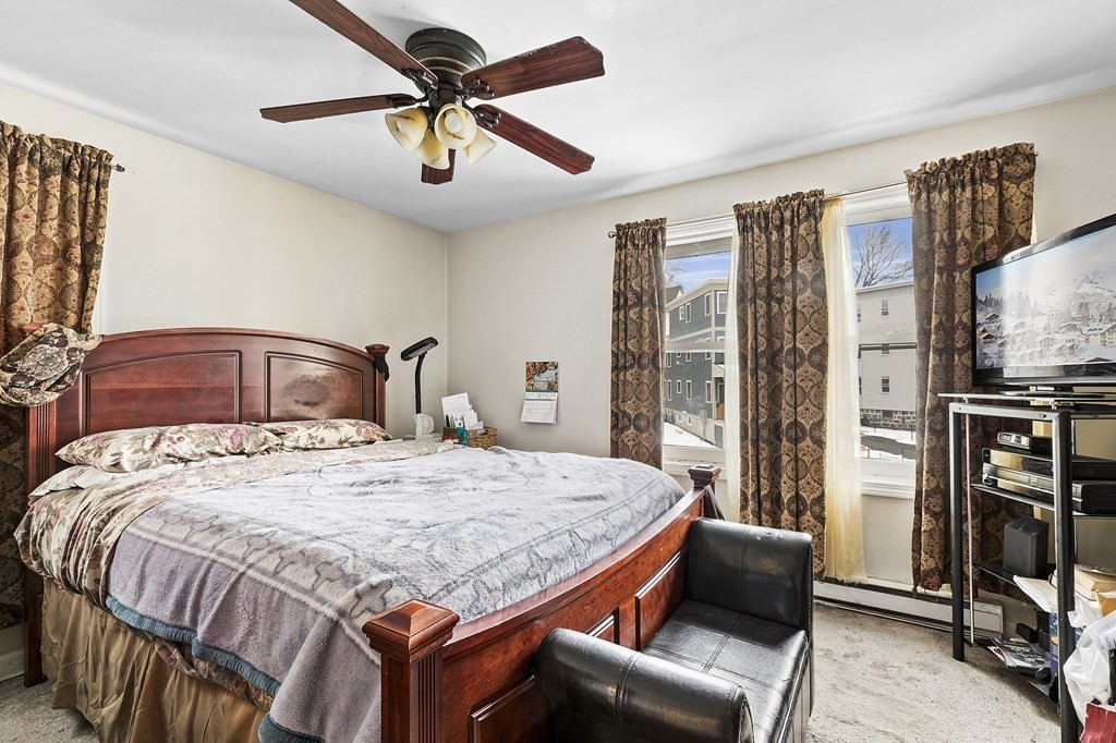 49 Willowwood St. Unit: 49