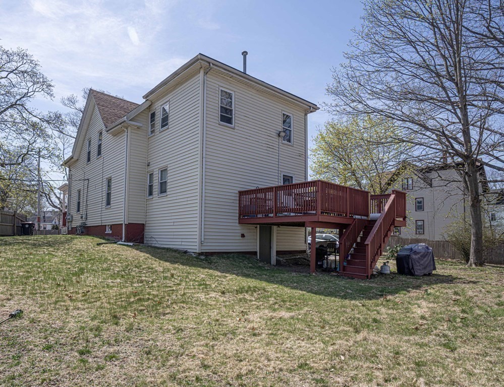 50 Riverview St