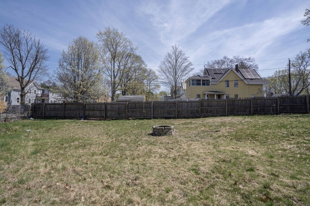50 Riverview St