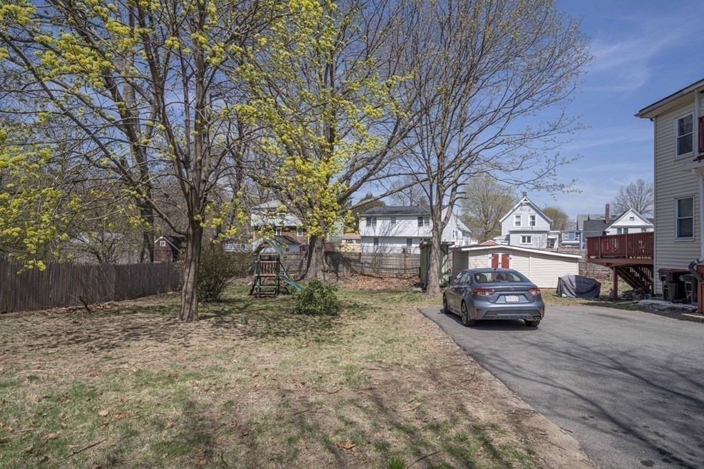 50 Riverview St