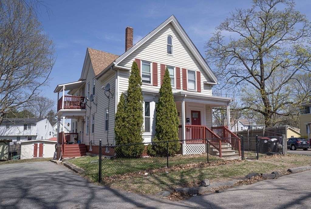 50 Riverview St