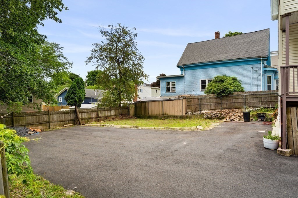 146-148 Forest Ave. Unit: 1