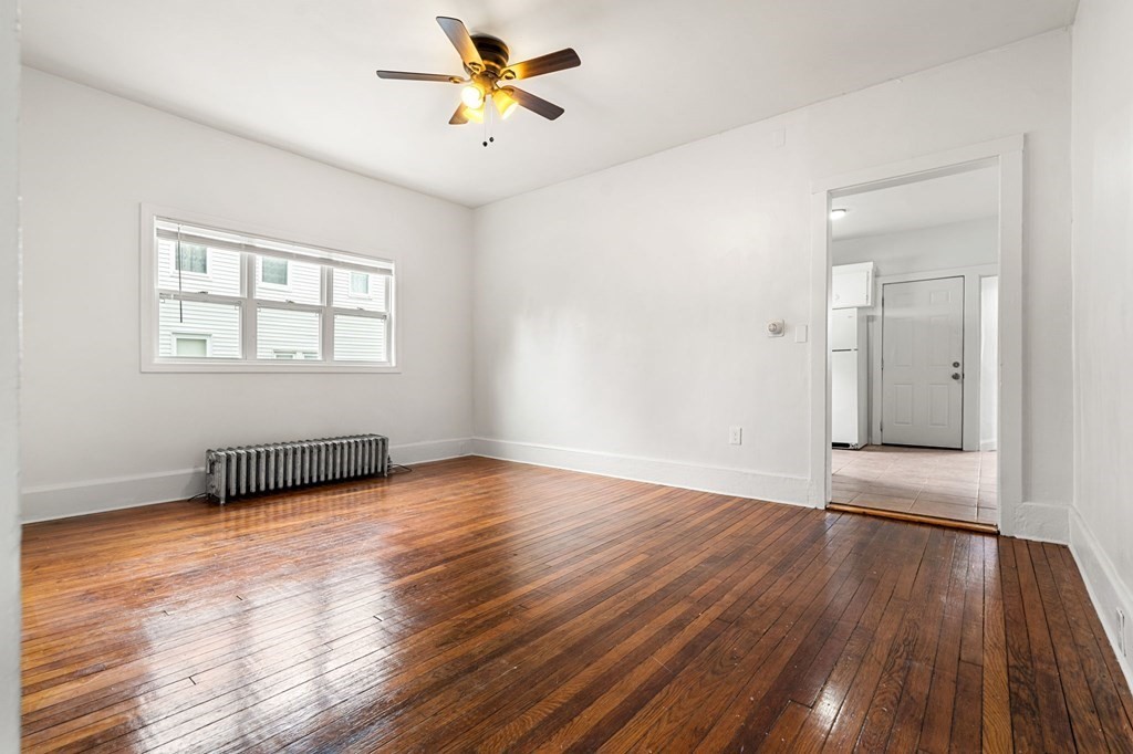 146-148 Forest Ave. Unit: 1
