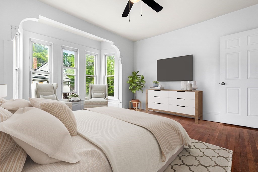 146-148 Forest Ave. Unit: 2