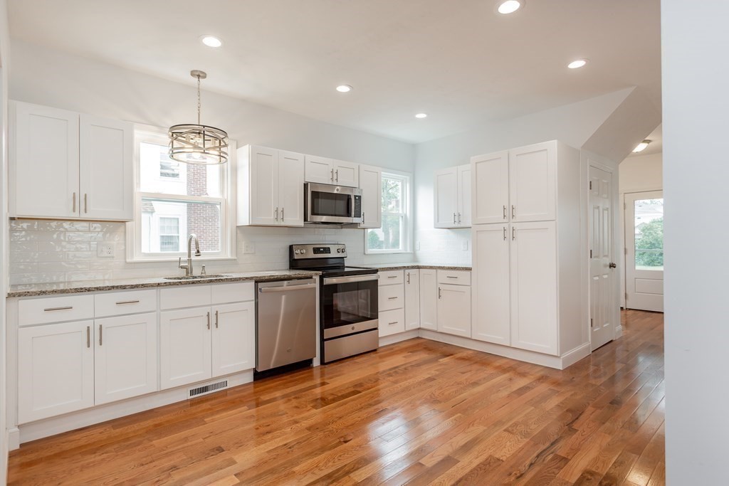 145 Boylston St