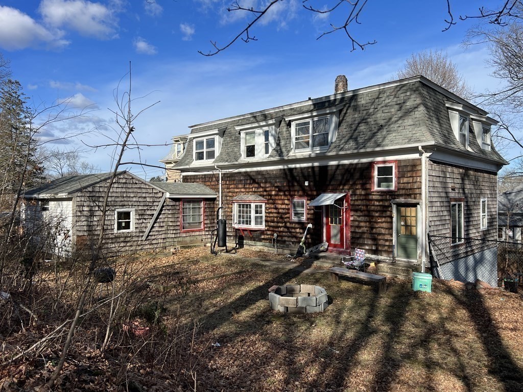 12 Randall Ave
