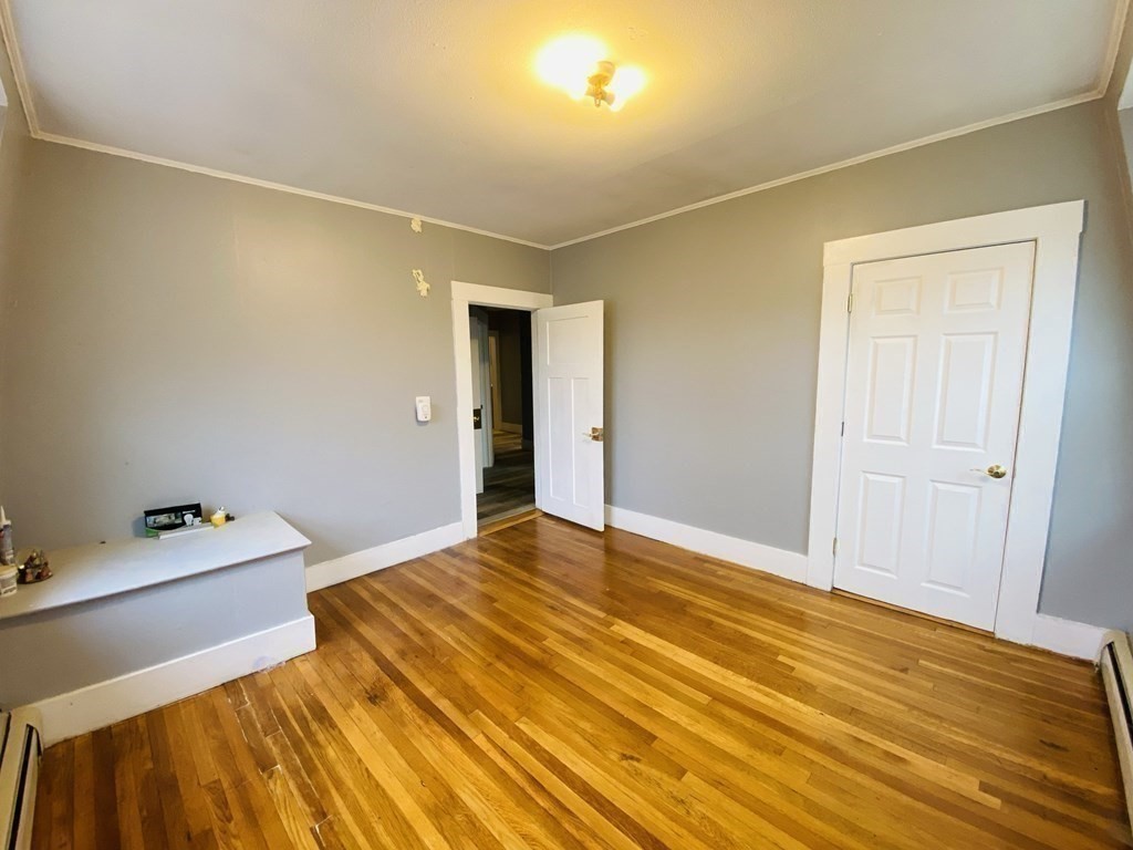 12 Randall Ave