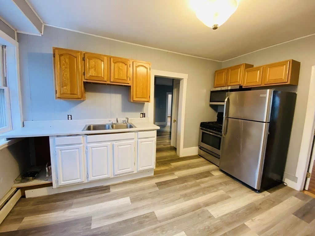 12 Randall Ave