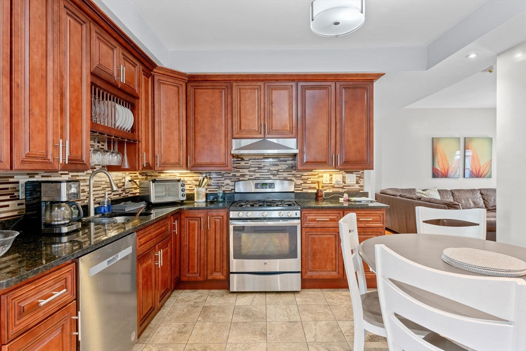 71-73 Richfield St