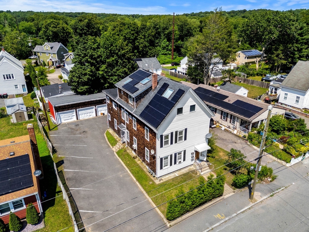 34 Provost St