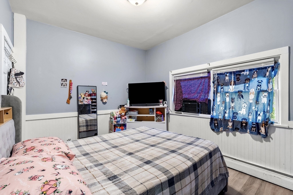 34 Provost St