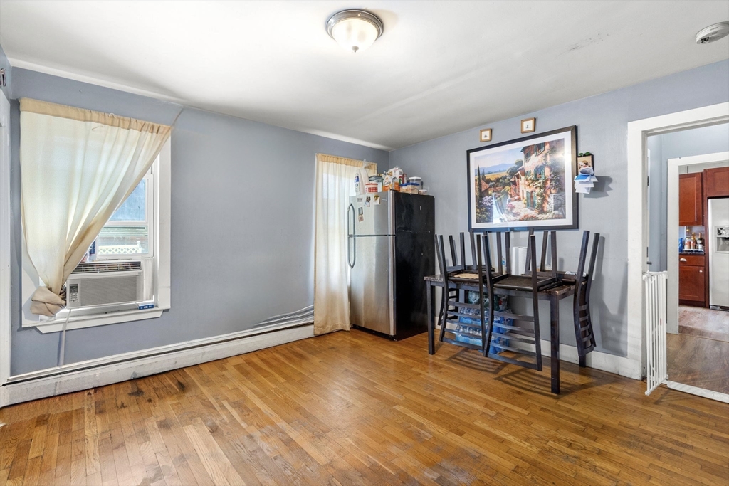 34 Provost St