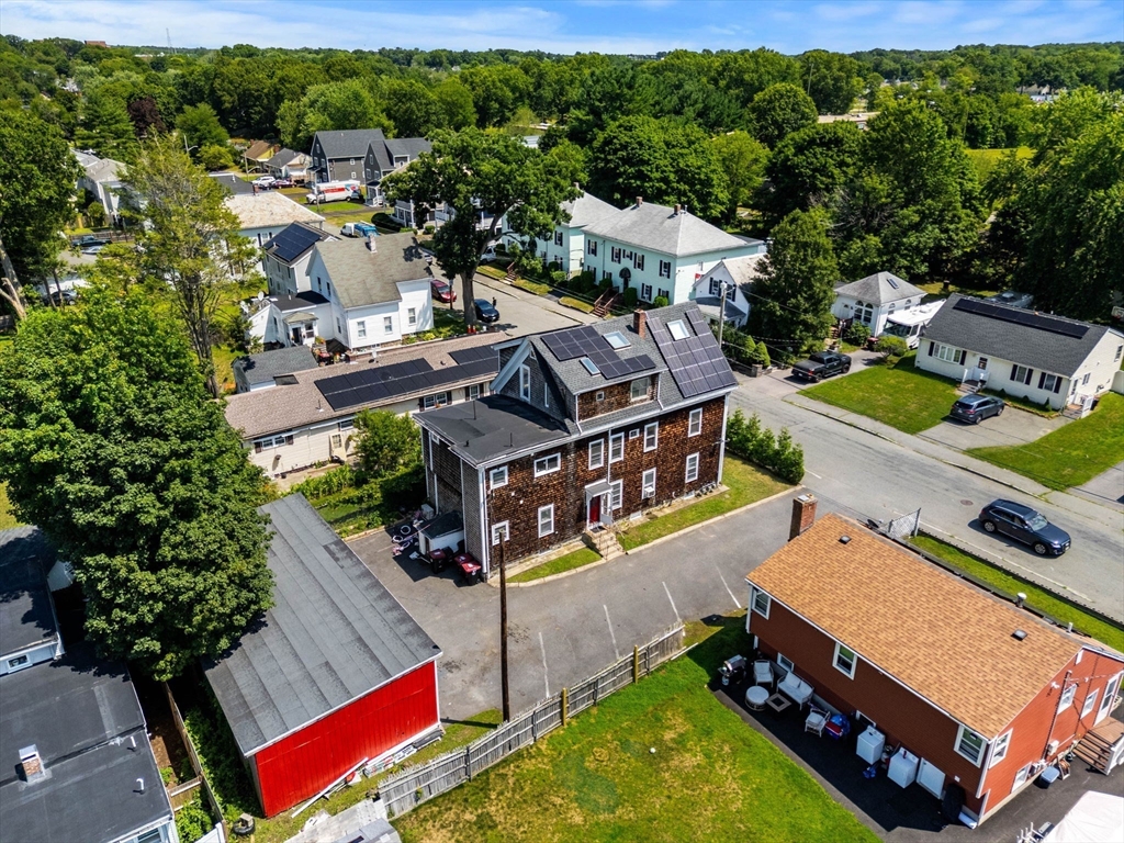 34 Provost St