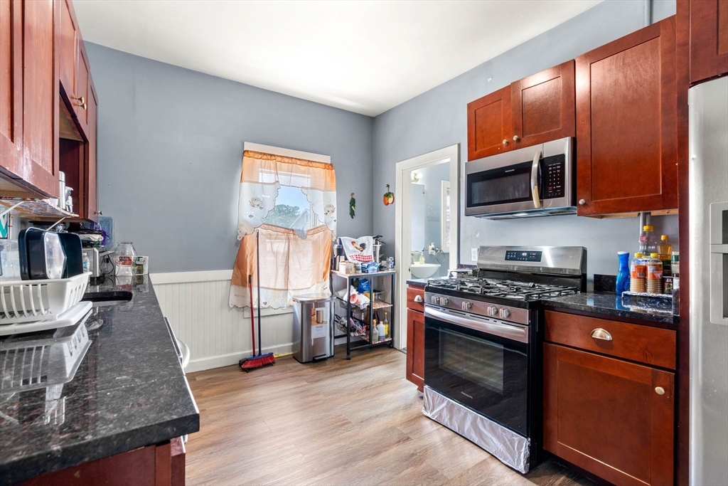 34 Provost St