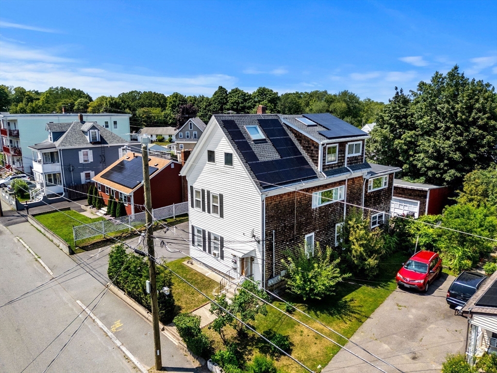 34 Provost St