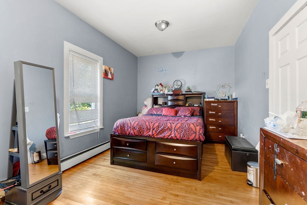 34 Provost St