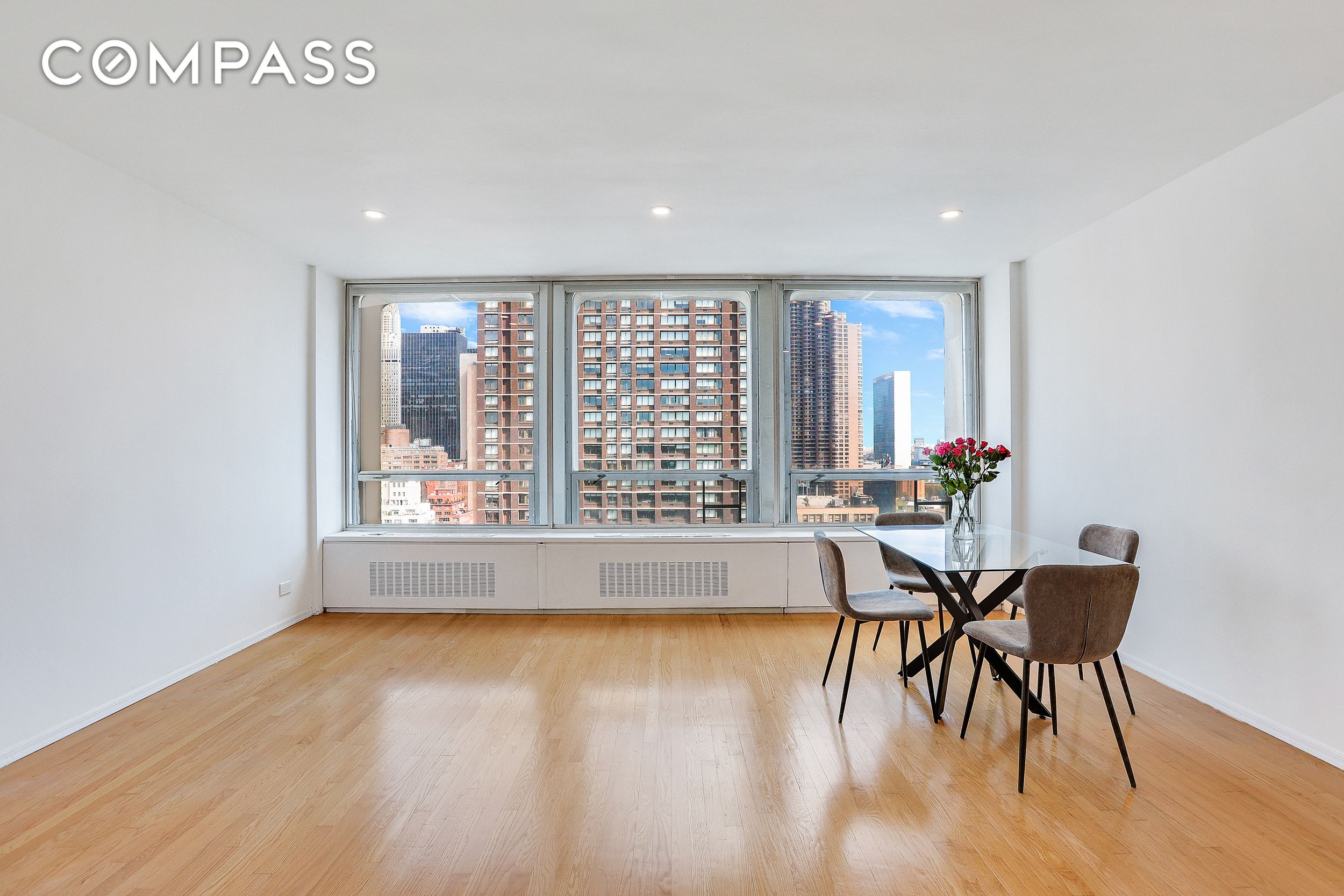 300 E 33rd Street 21K