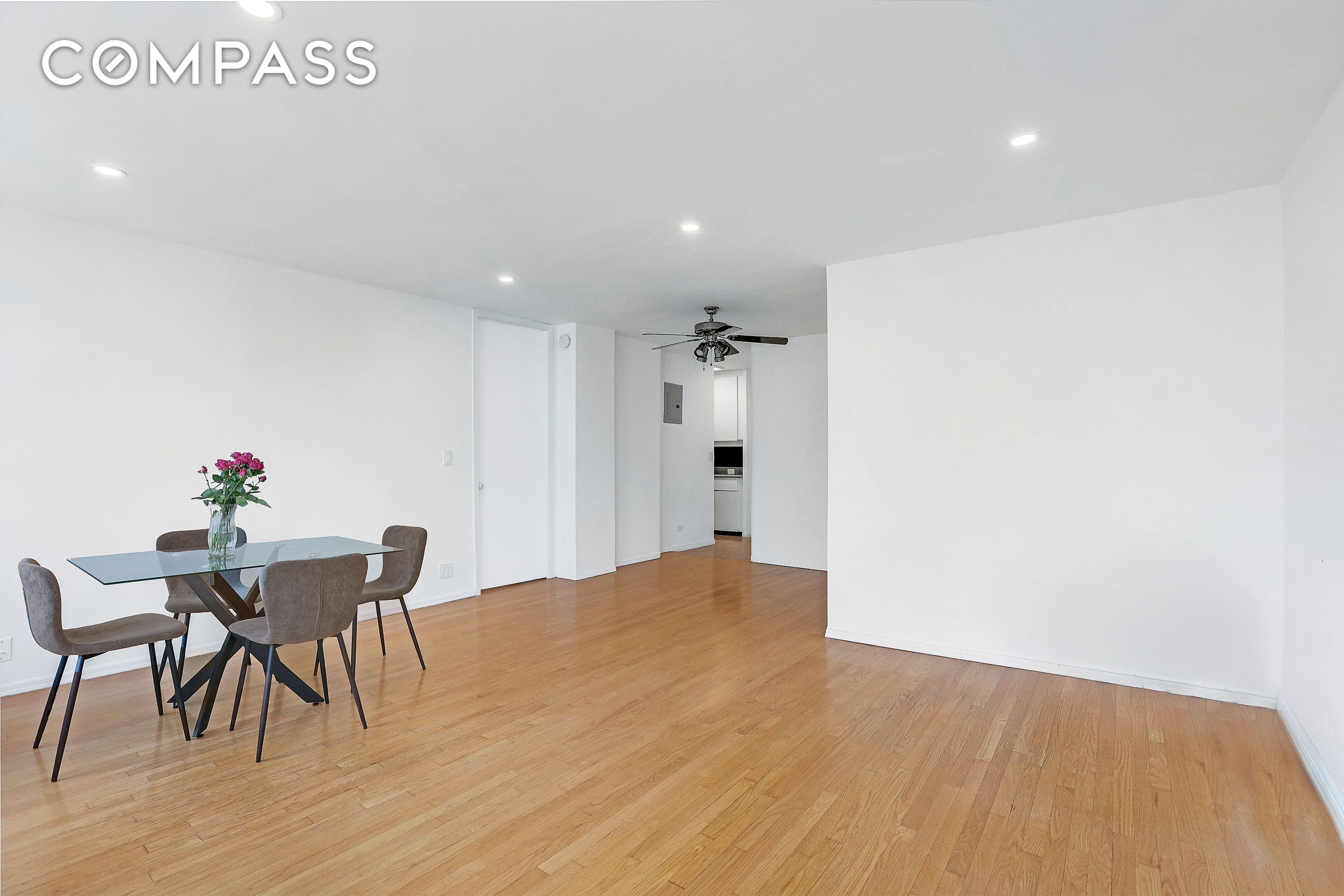 300 E 33rd Street 21K
