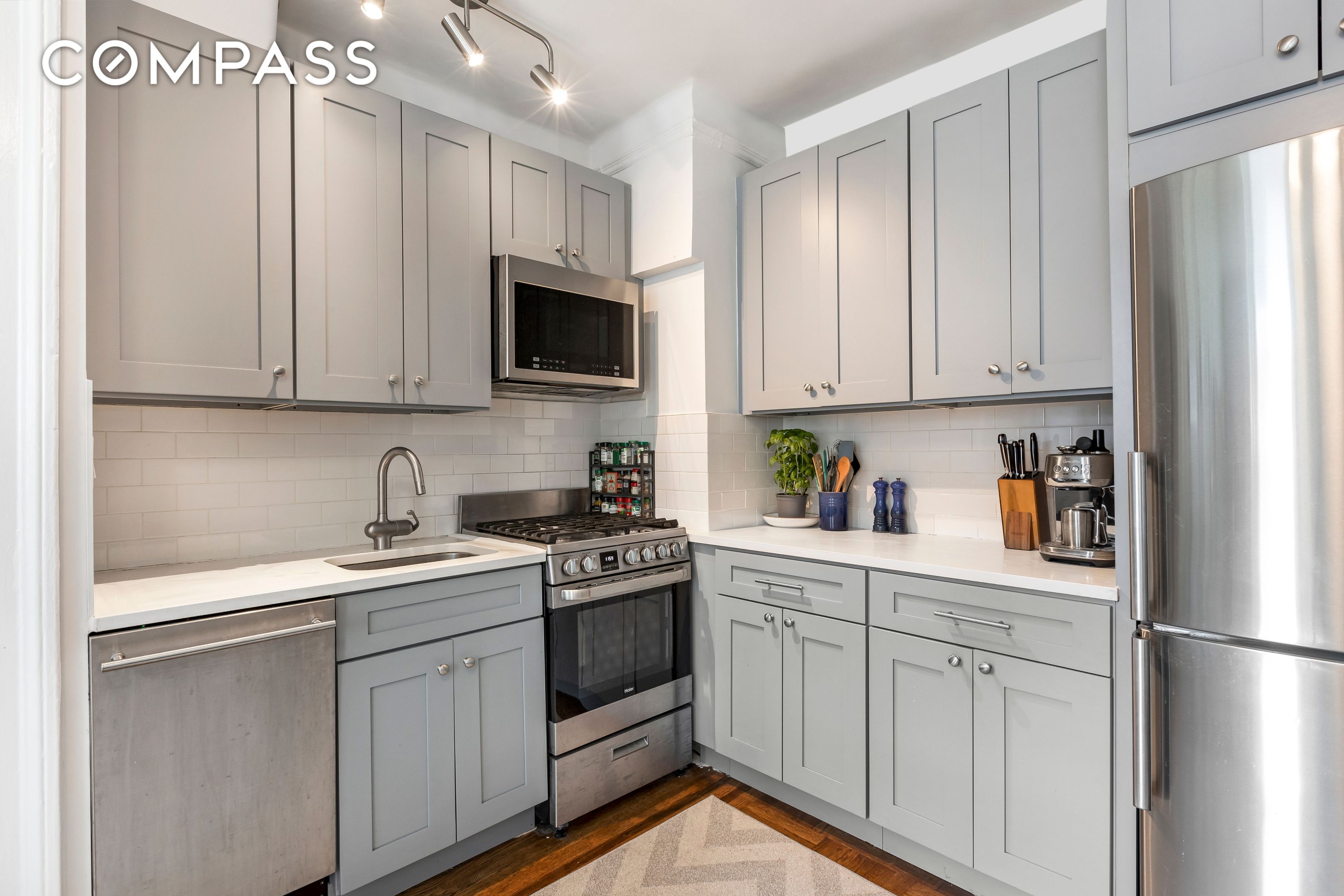 30 Clinton Street 6A