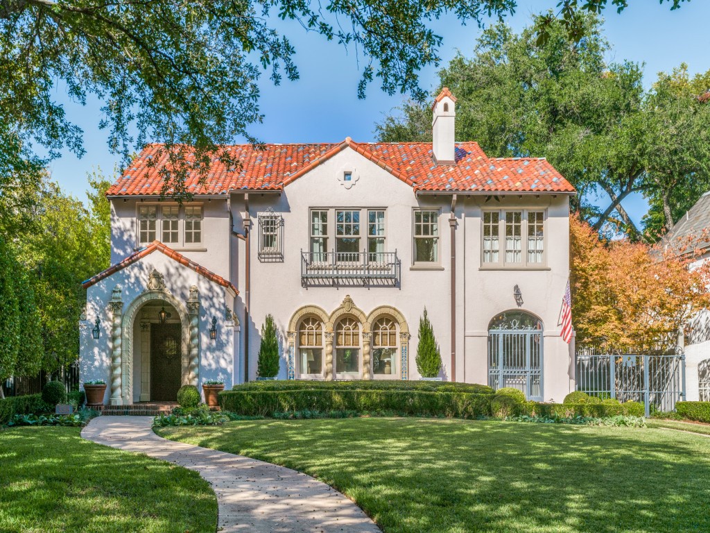 3318 Beverly Drive