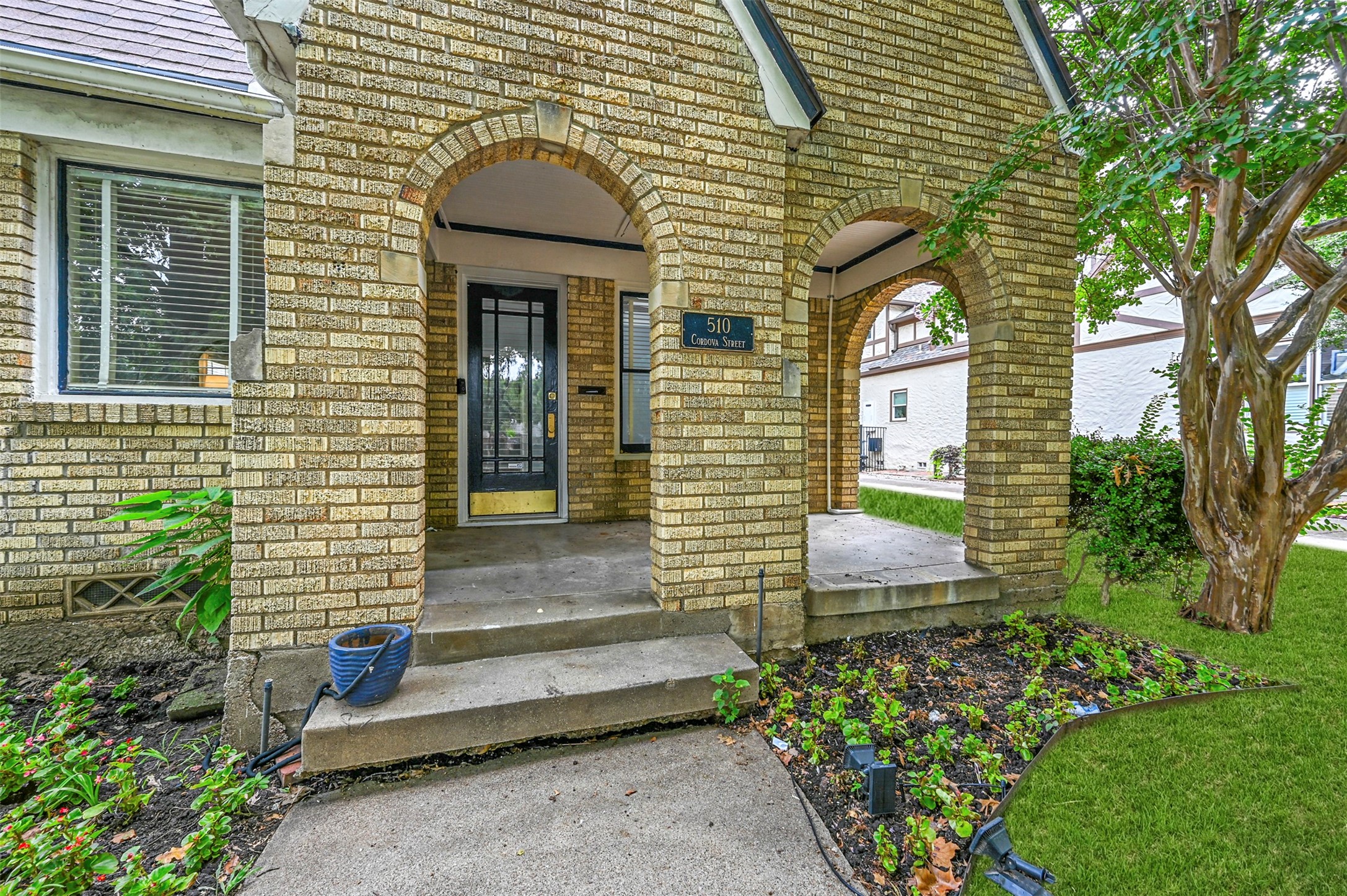 510 Cordova Street