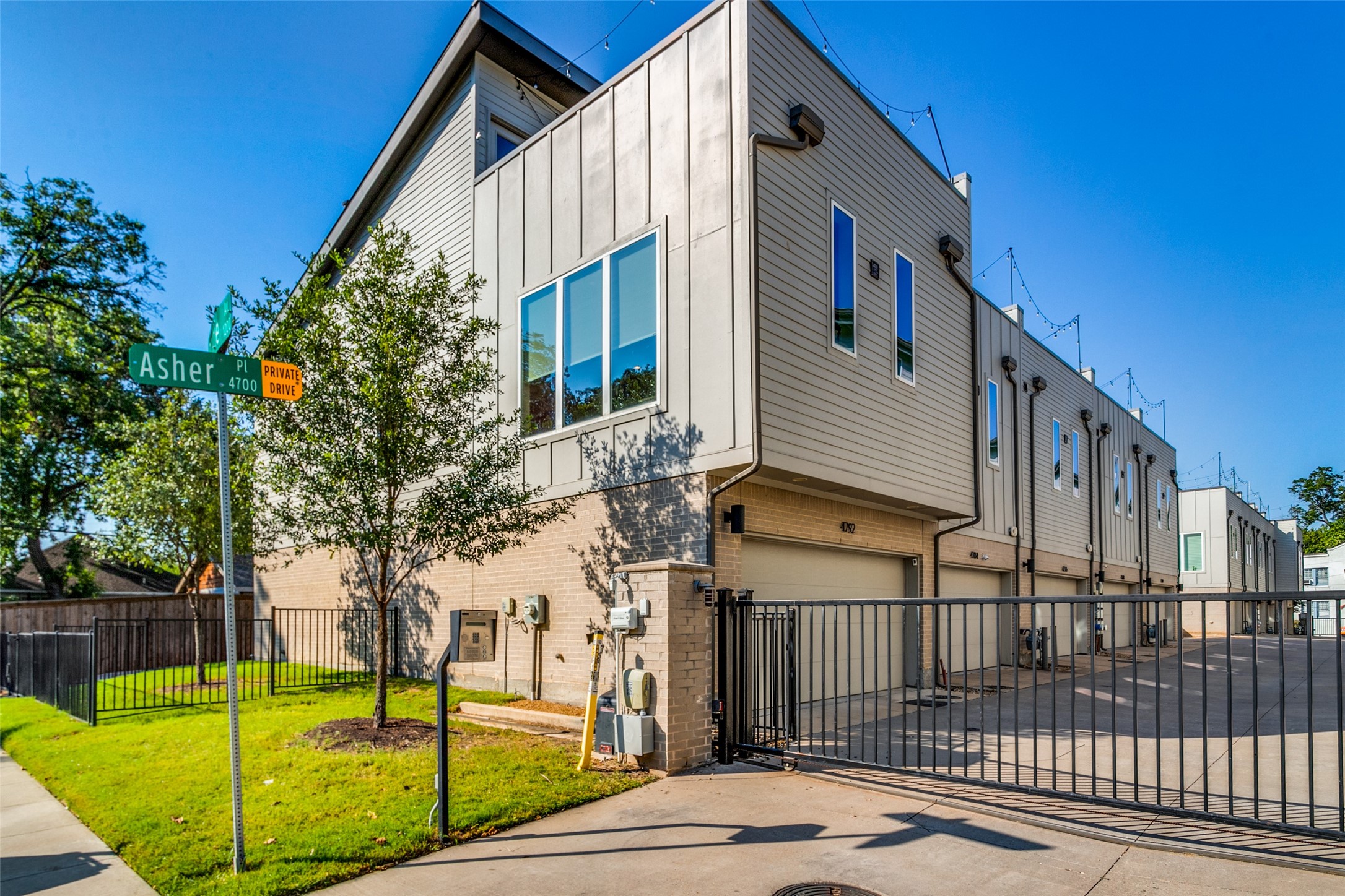 4792 Asher Place