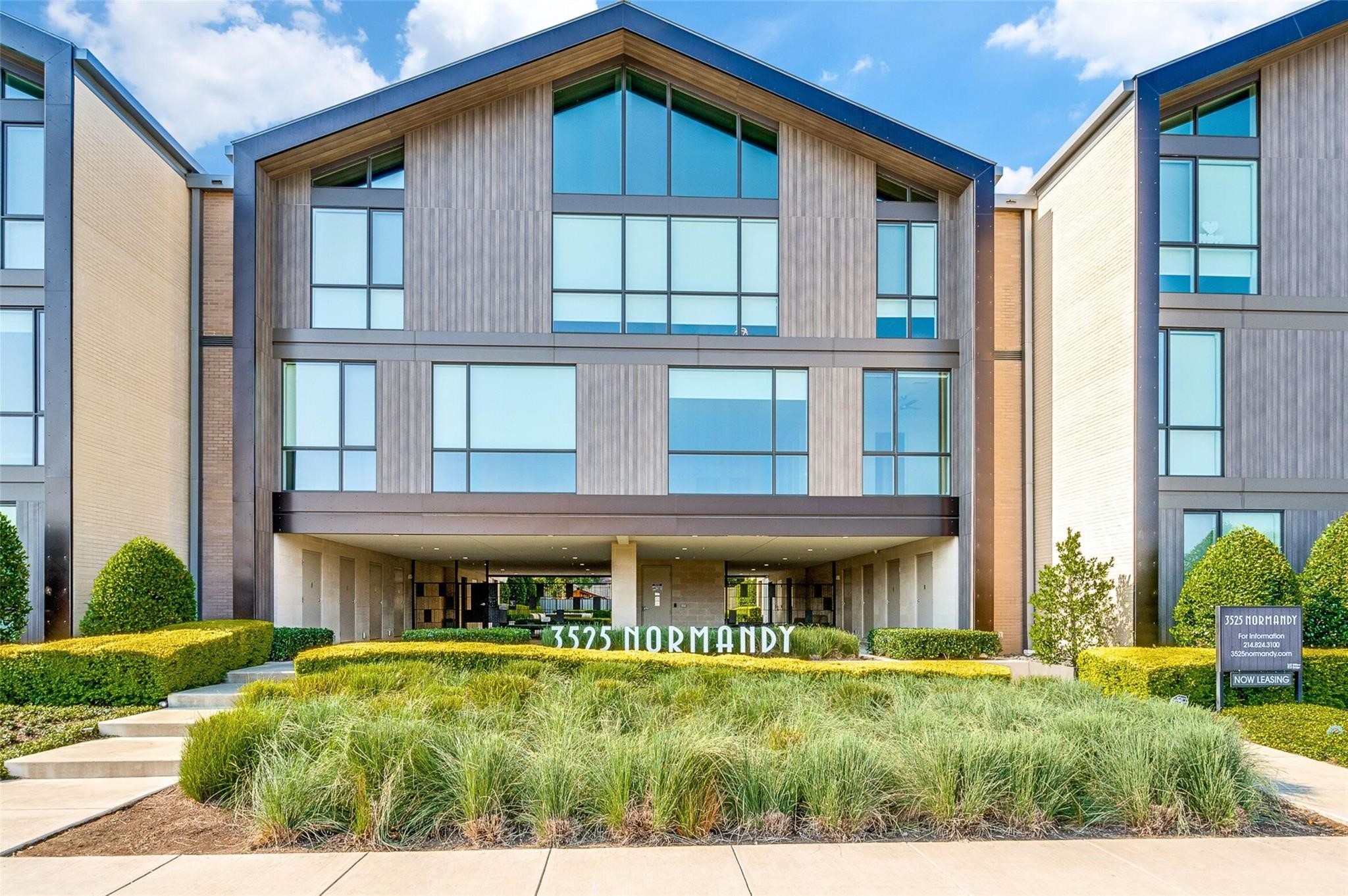 3525 Normandy Avenue 14