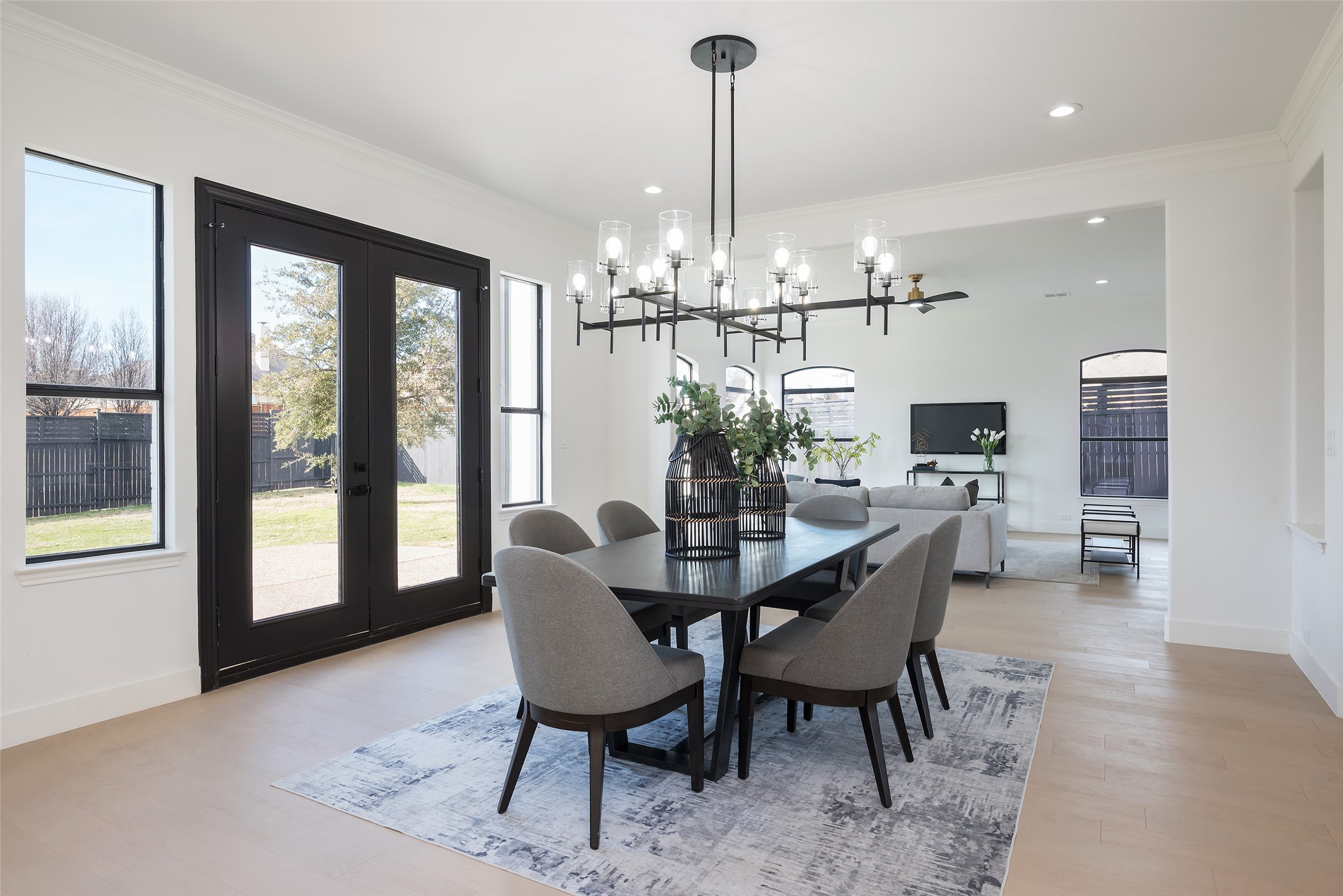580 Amistad Drive
