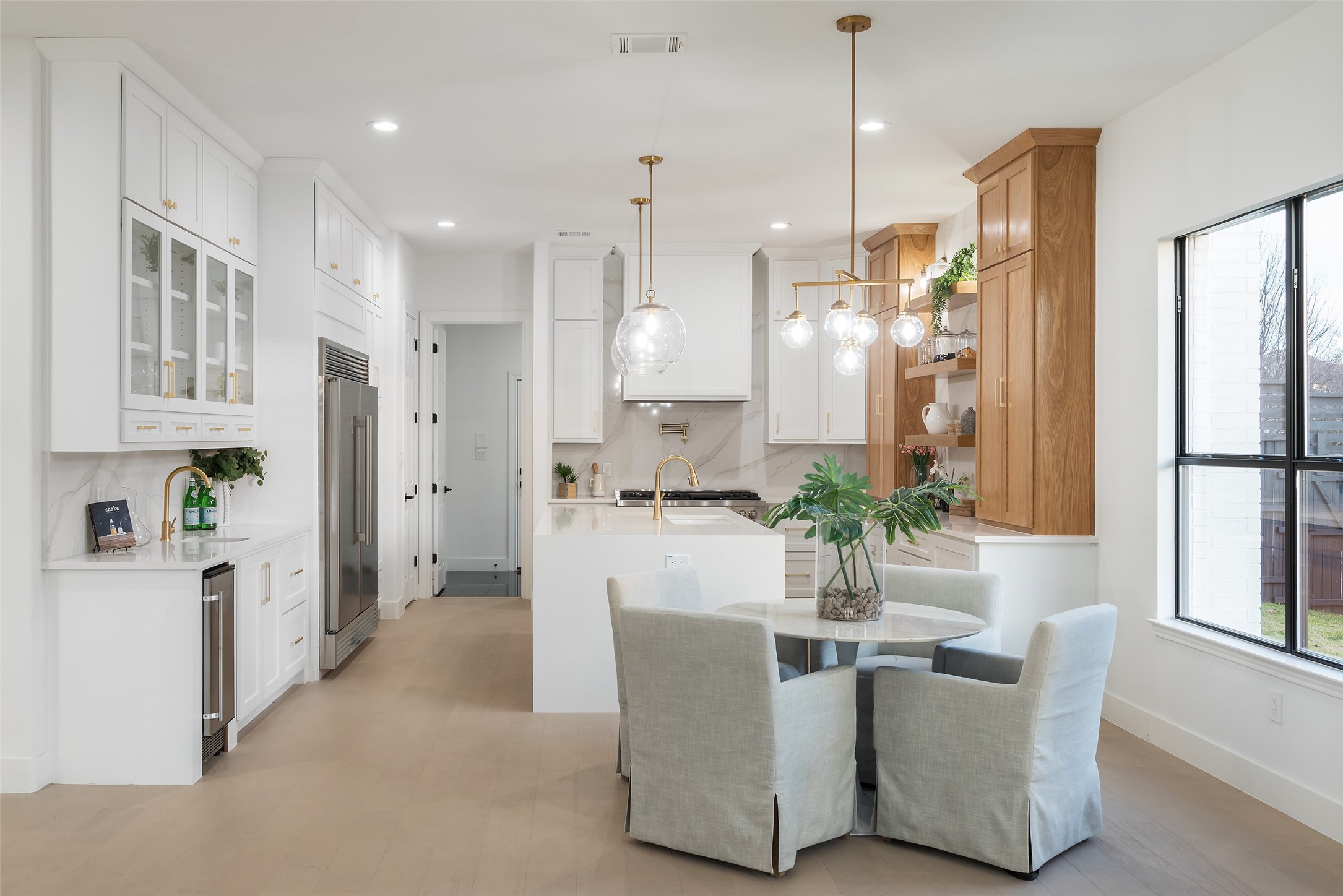 580 Amistad Drive