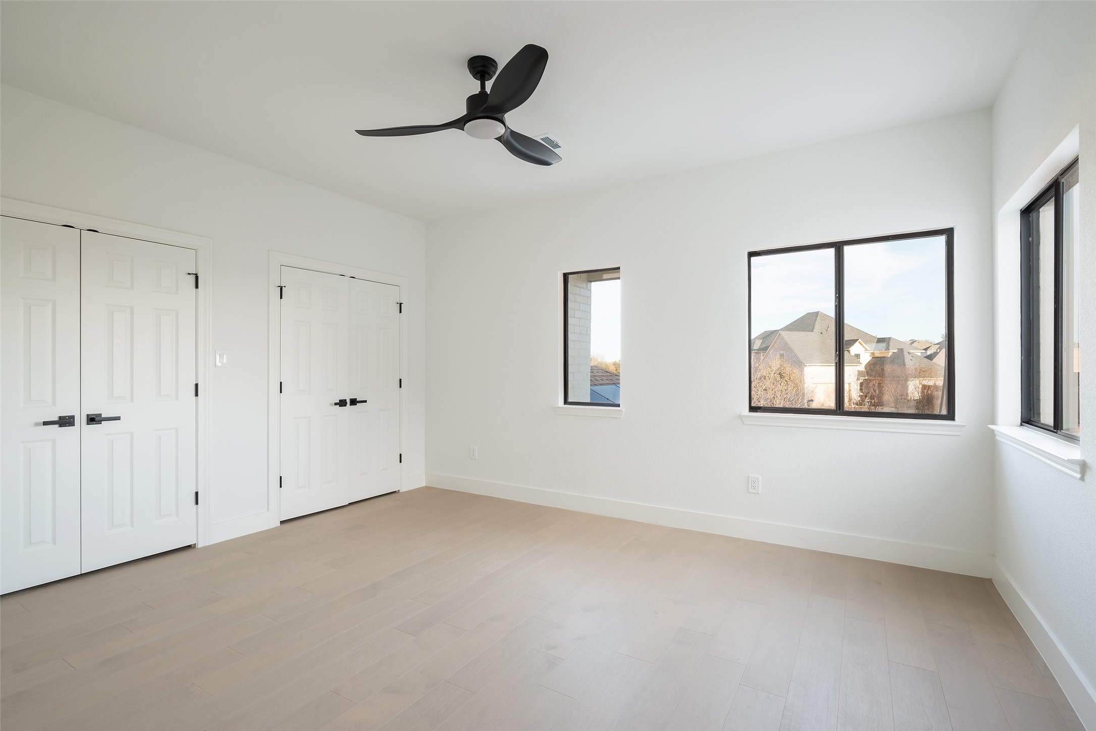 580 Amistad Drive