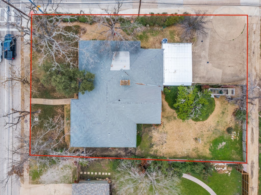 4207 Walnut Hill Lane