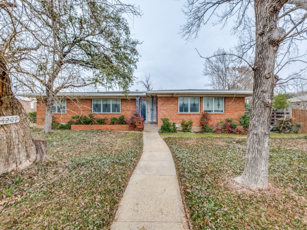 4207 Walnut Hill Lane