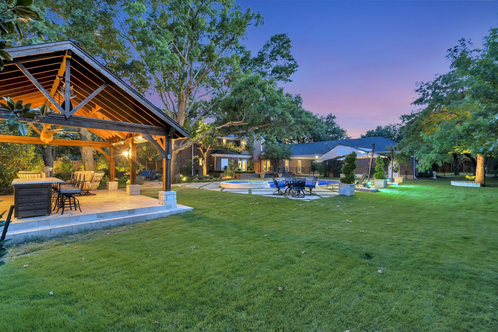 4611 Northaven Road