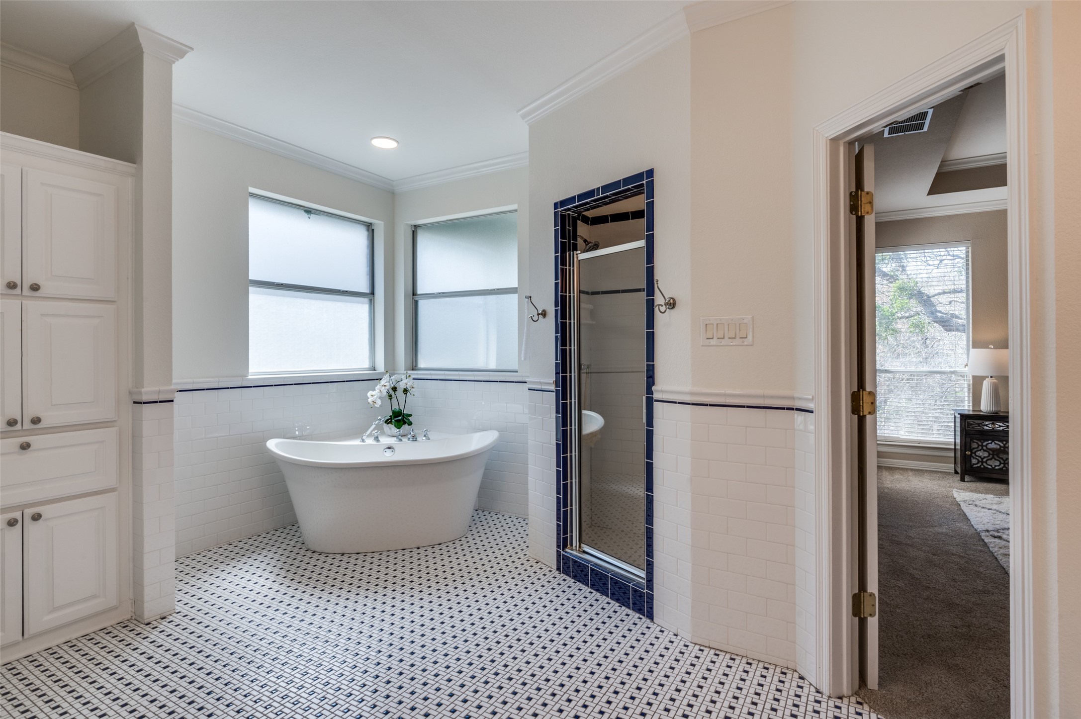 4228 Shadow Drive