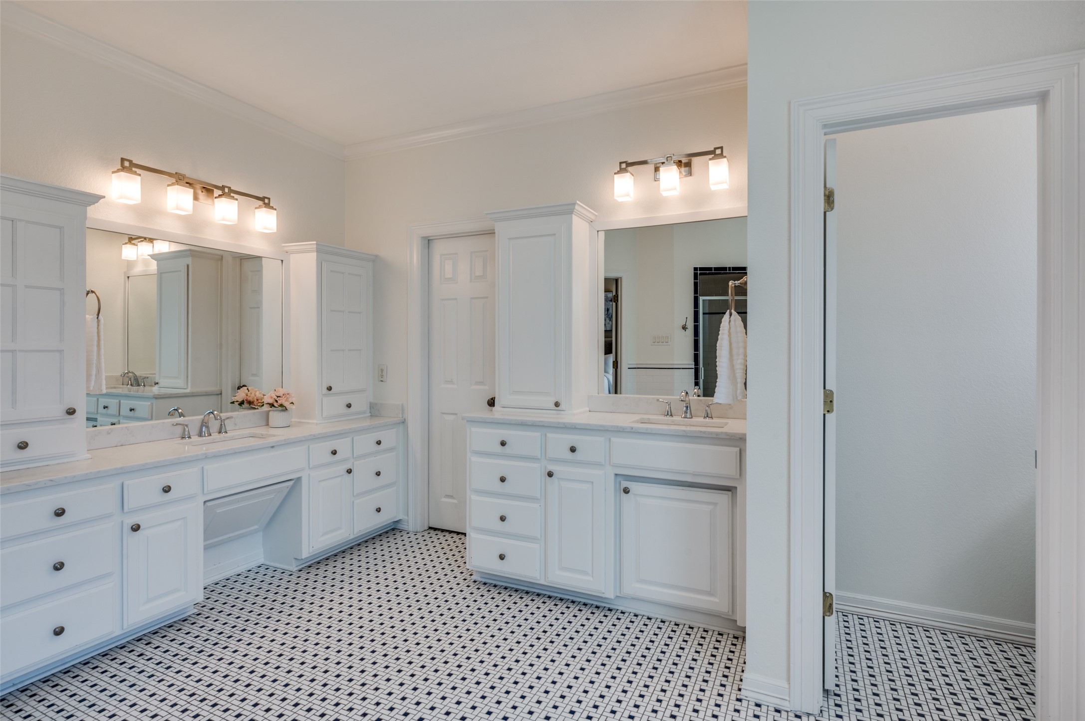 4228 Shadow Drive