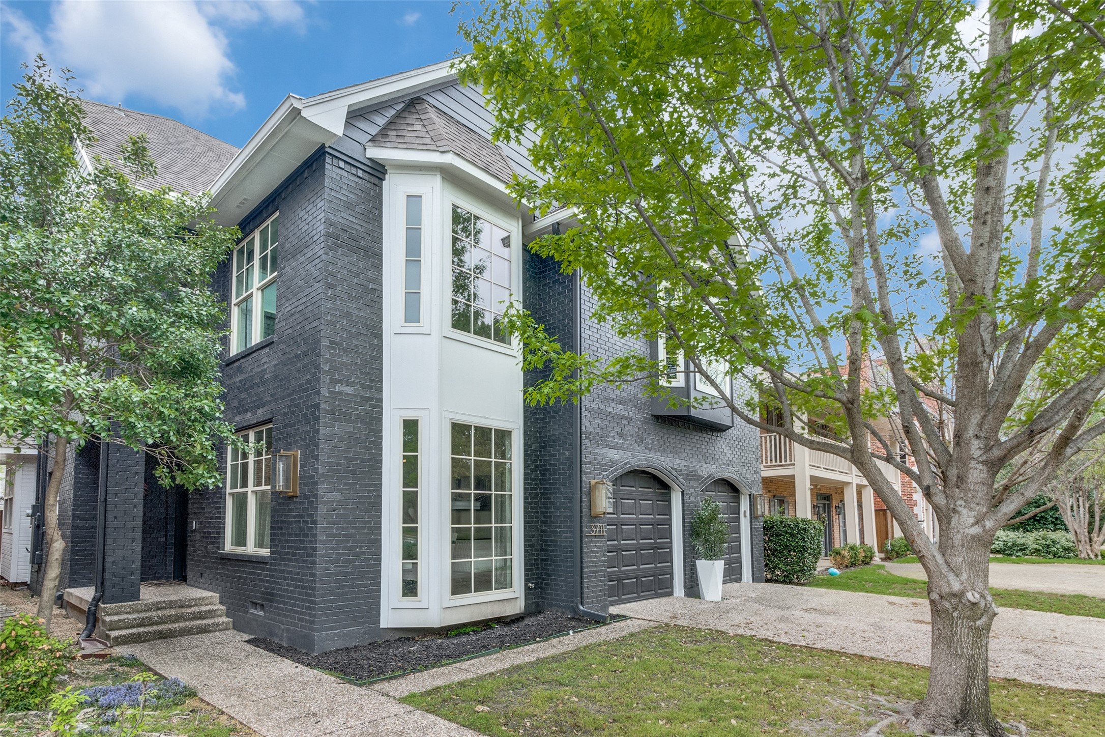 3711 Granada Avenue
