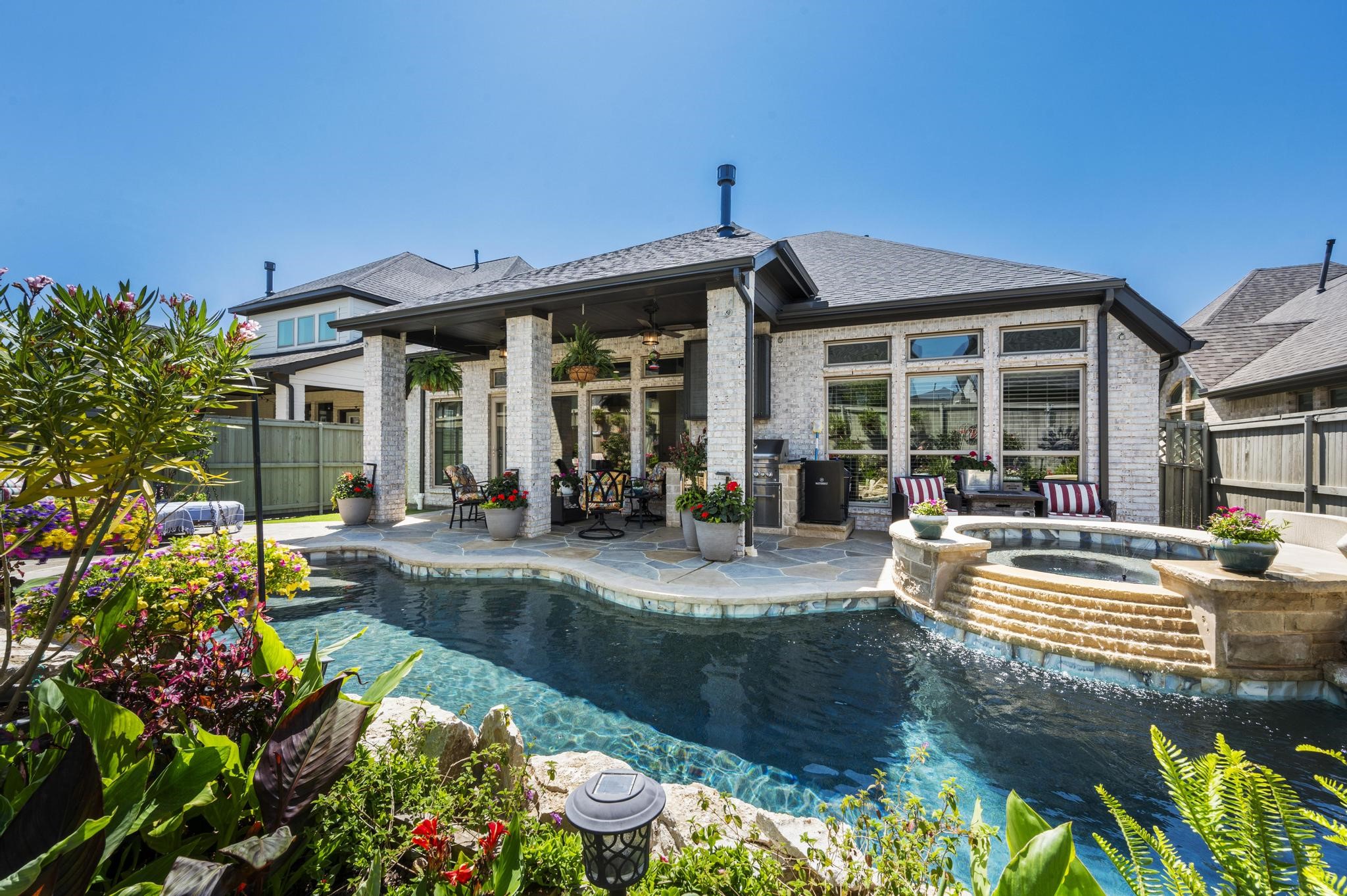 2616 Lazy Dog Lane