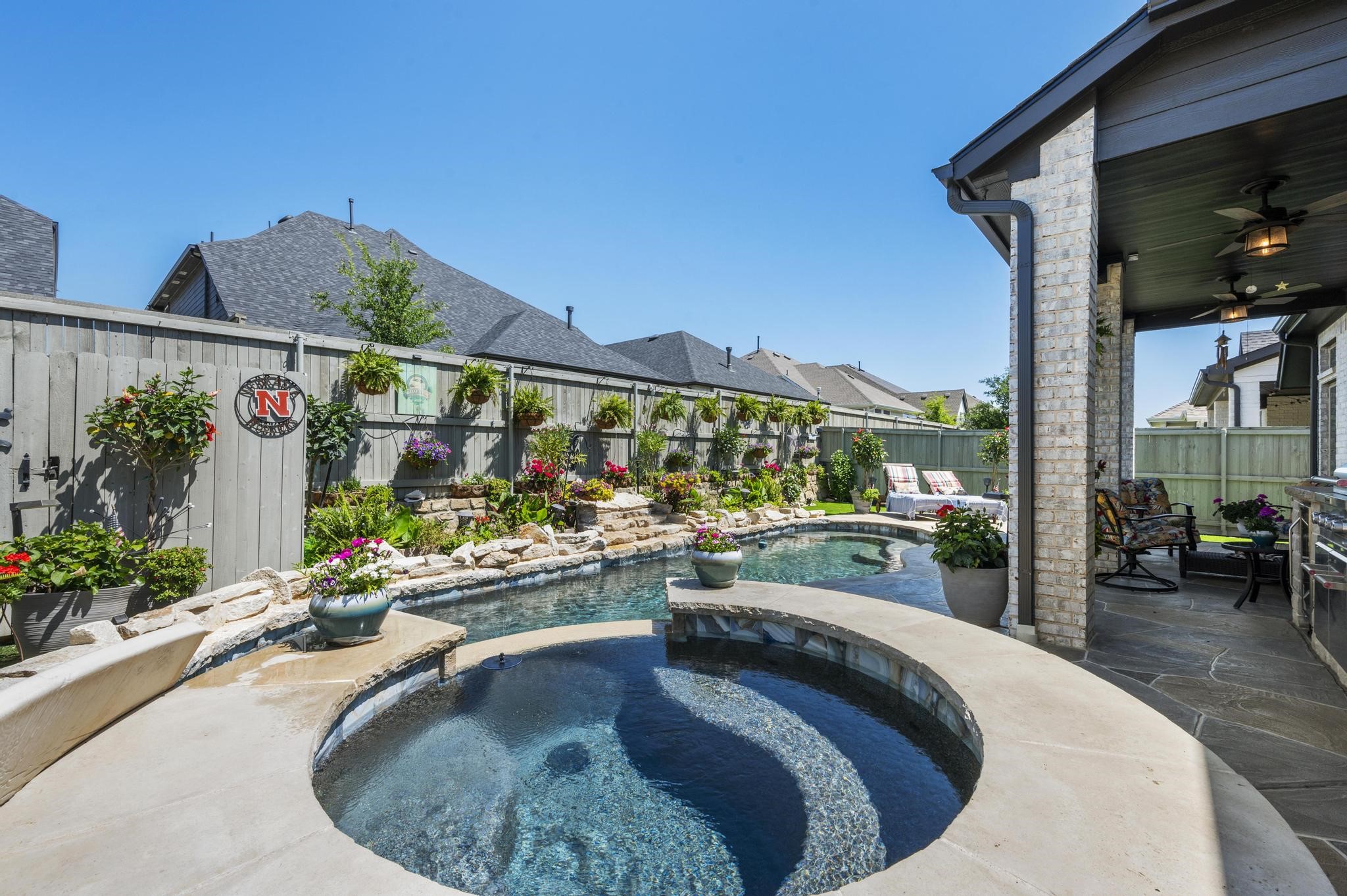 2616 Lazy Dog Lane