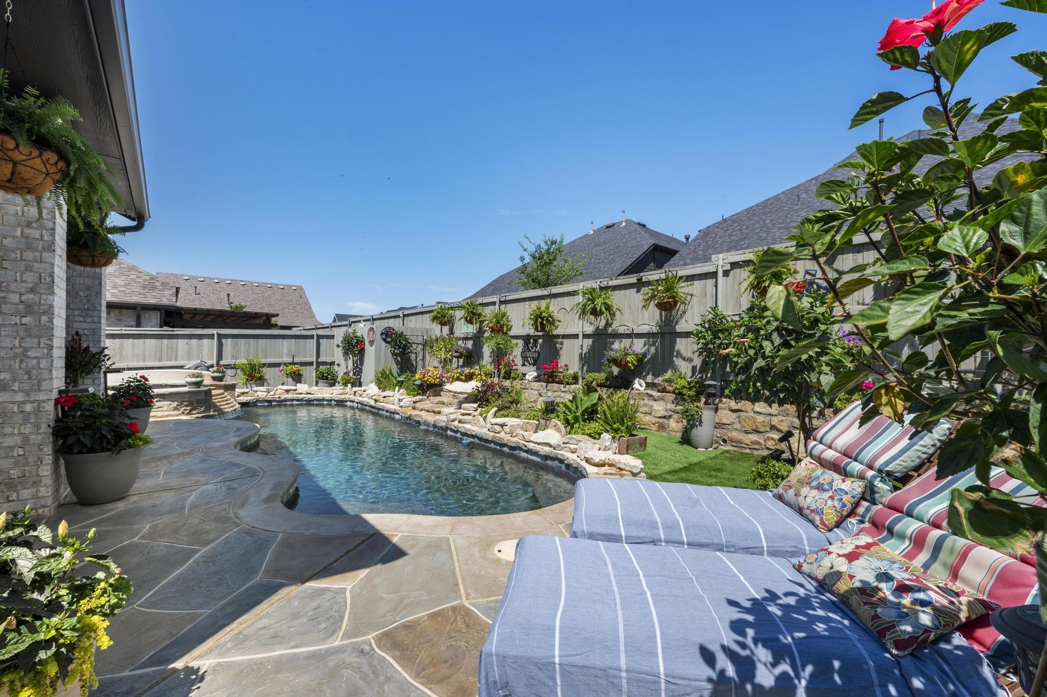 2616 Lazy Dog Lane