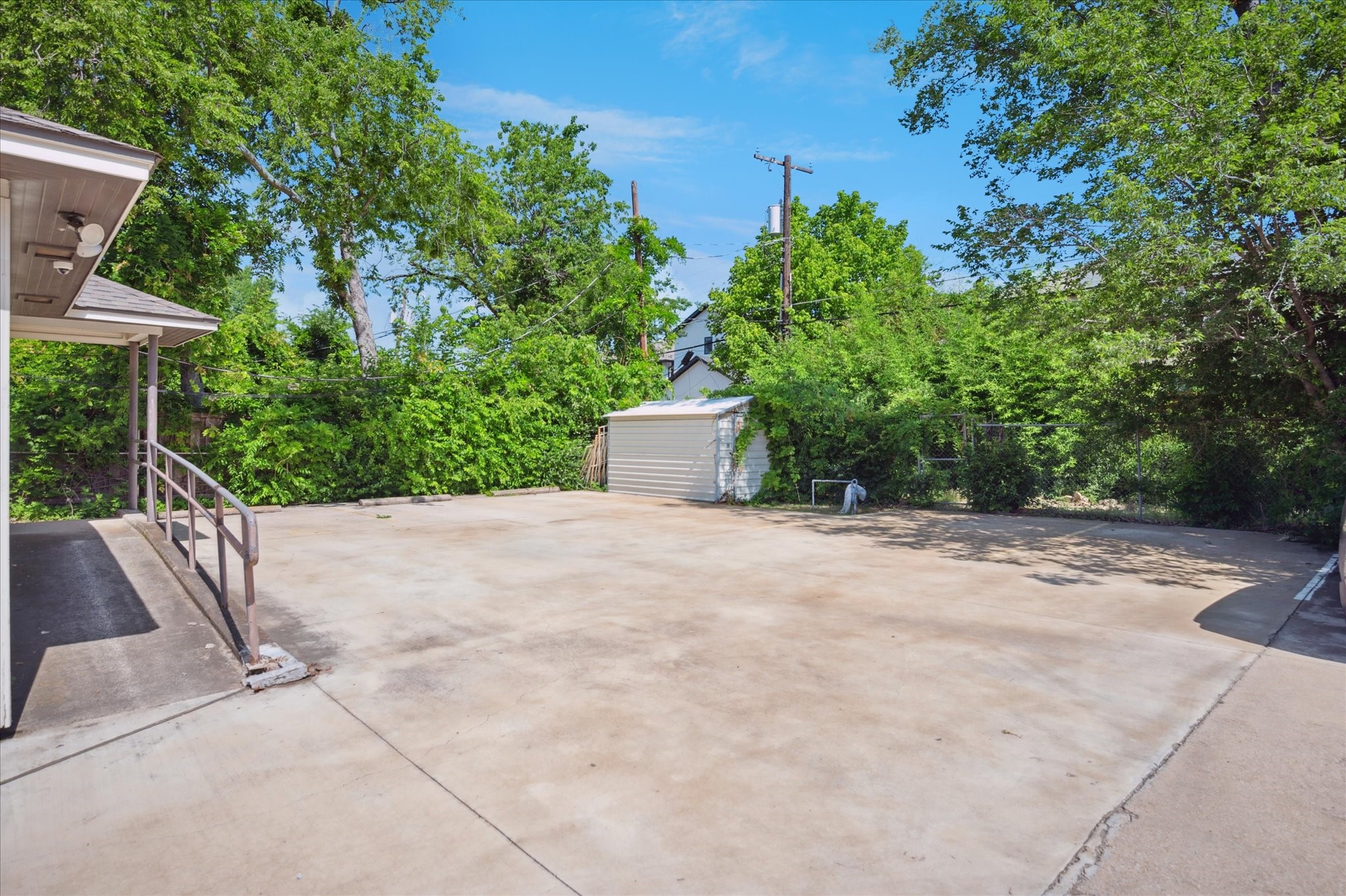 4811 W Lovers Lane
