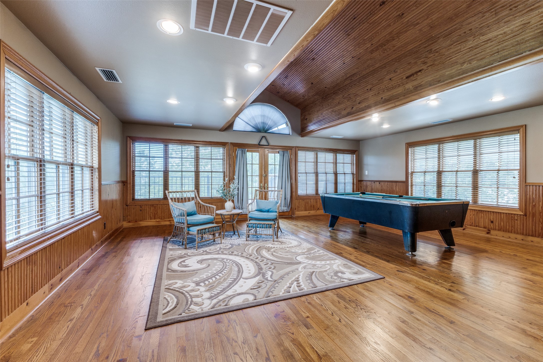 137 E Fork Road