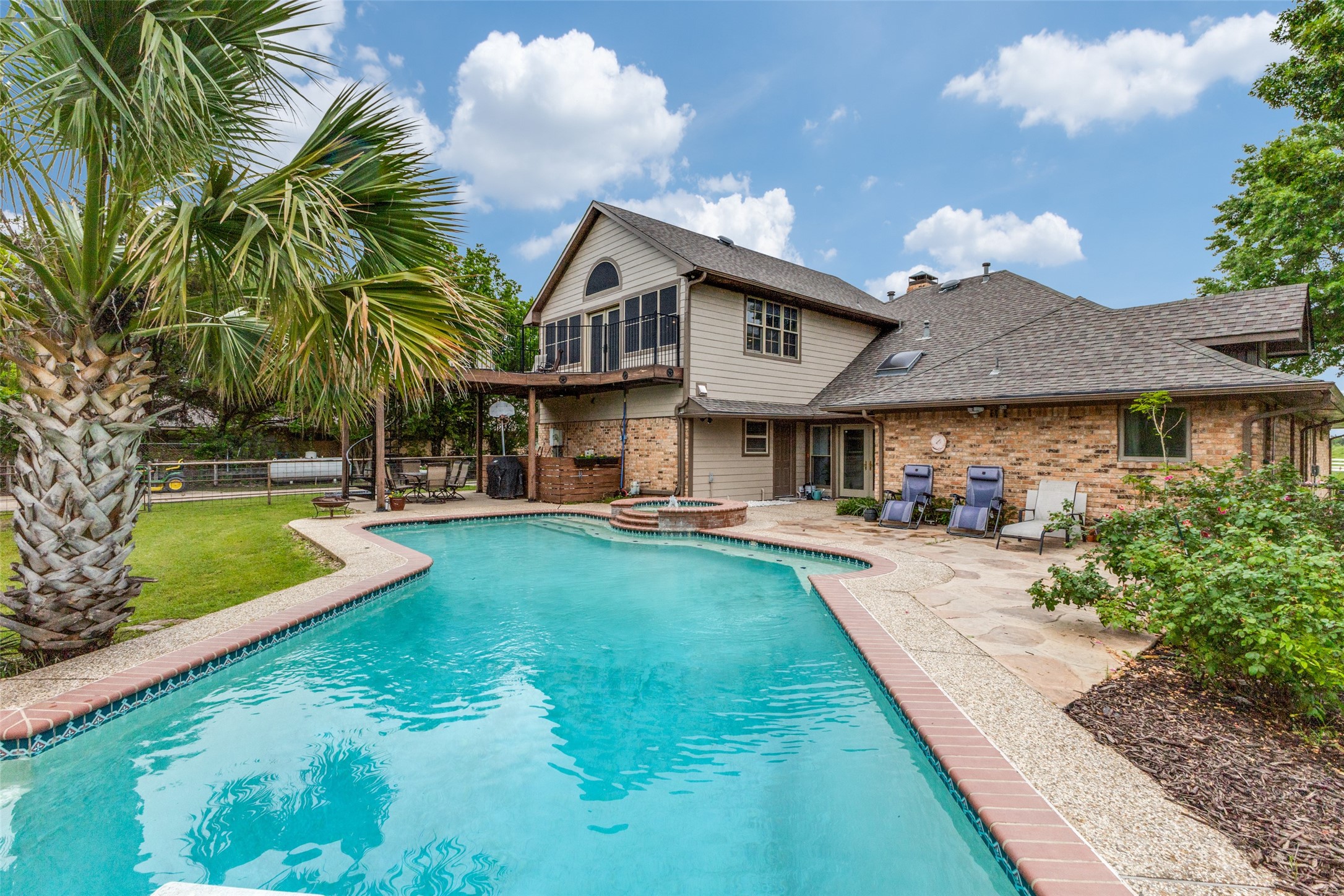 137 E Fork Road