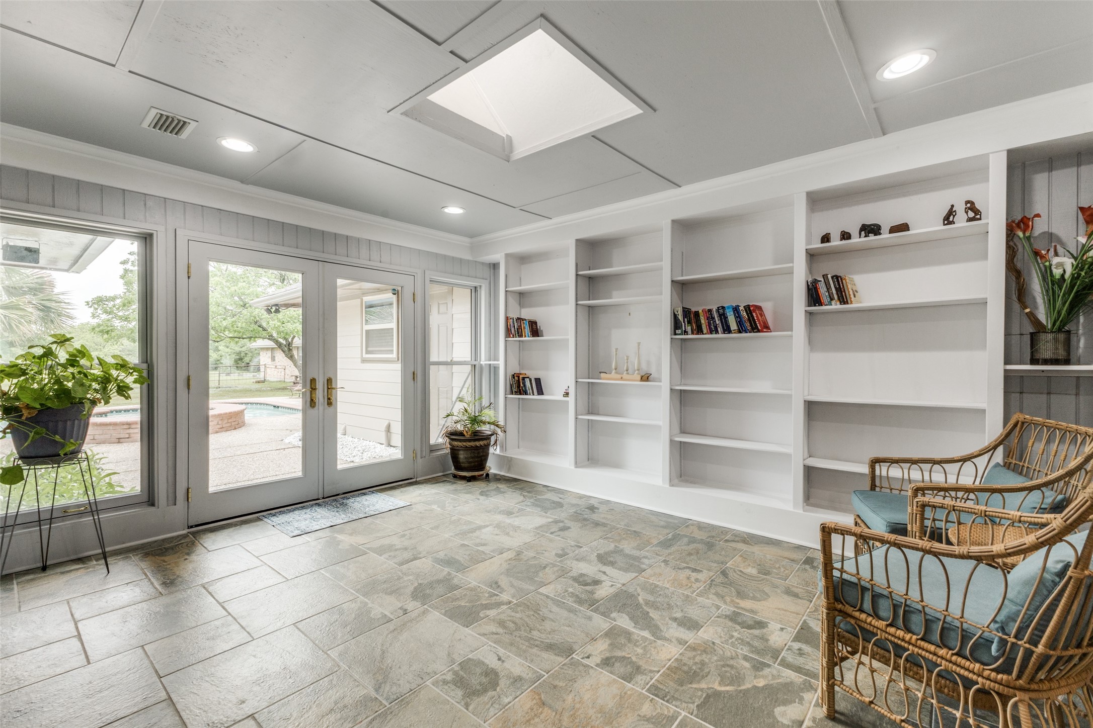 137 E Fork Road
