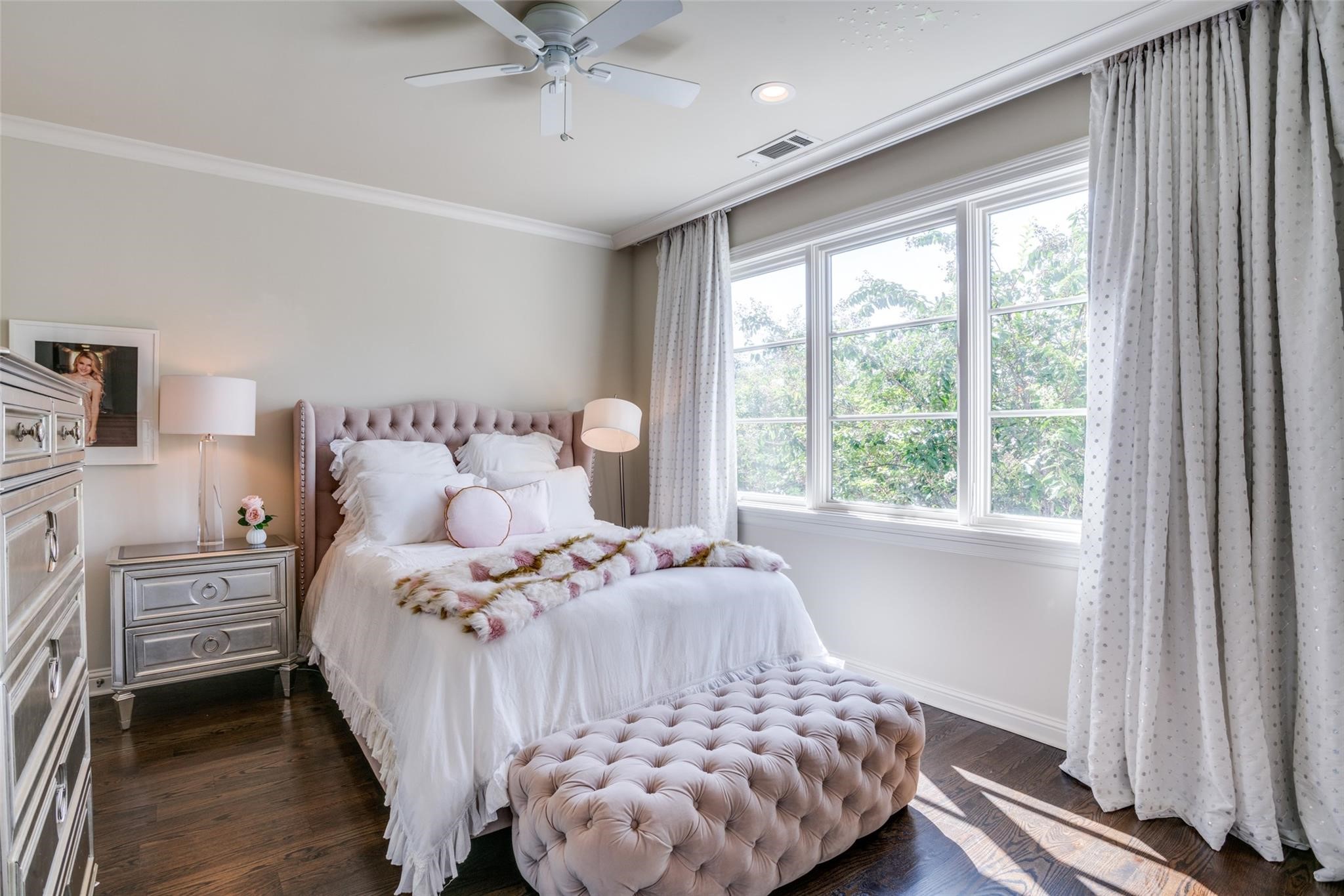4432 Mockingbird Parkway