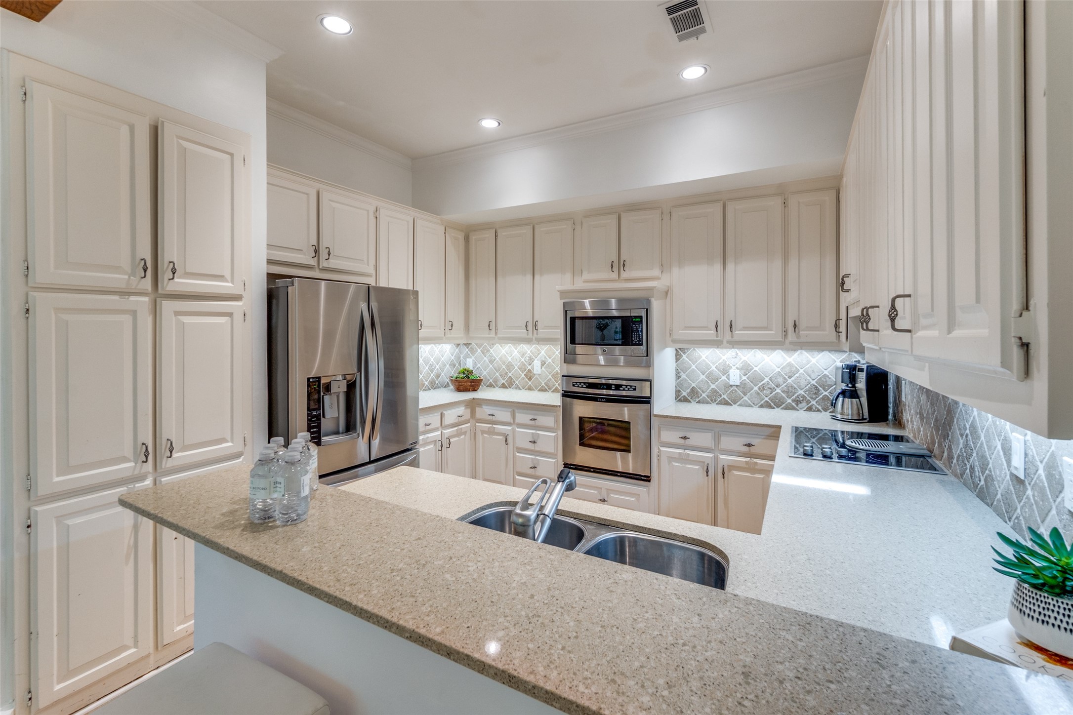 3422 Lovers Lane A