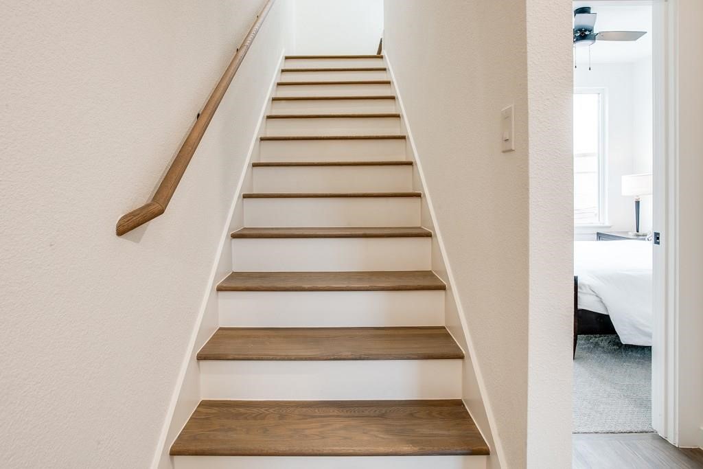 1901 N Carroll Avenue 103